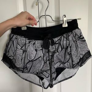 Lululemon Hotty Hot Shorts